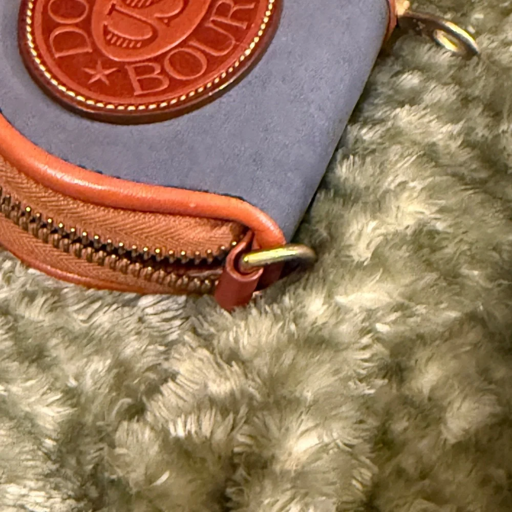 Dooney and Bourke coin purse